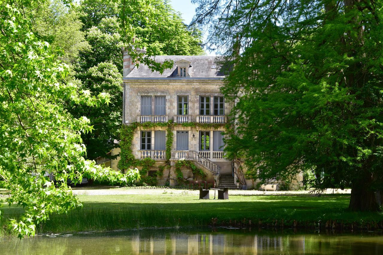 Manoir De Plaisance Panzió Benon Kültér fotó